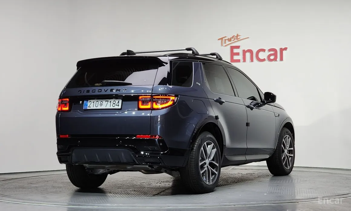 Land Rover Discovery Sport, 2024 — фото 2 из 12