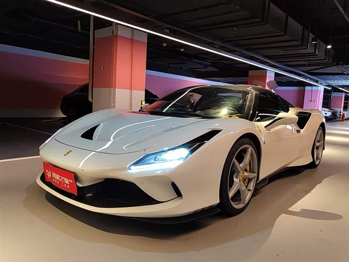 Ferrari F8, 2022 — купить в Уфе под ключ
