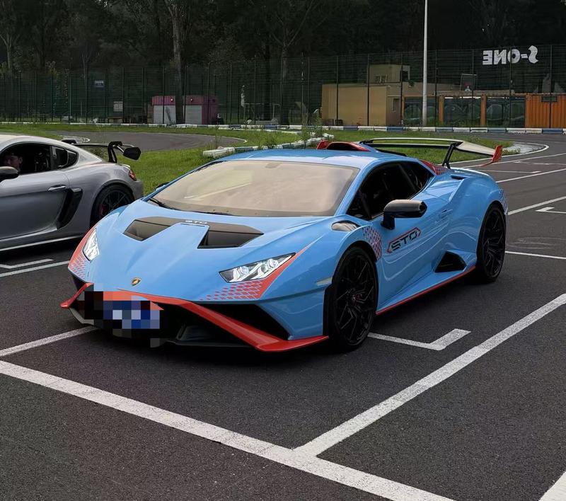 Lamborghini Huracán, 2022 — купить в Иванове под ключ
