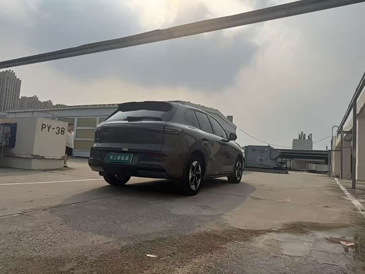Geely Galaxy E5, 2024 — фото 7 из 9