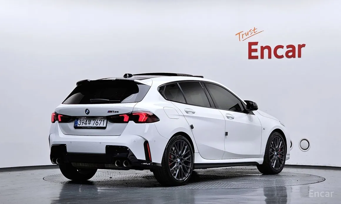 BMW 1 Series, 2025 — фото 2 из 12