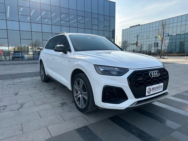 Audi Q5L, 2023 — фото 2 из 11