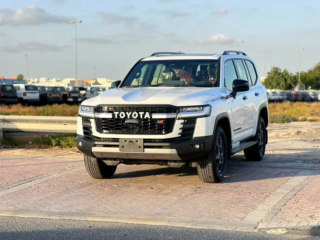 Toyota Land Cruiser, 2026 — фото 2 из 10
