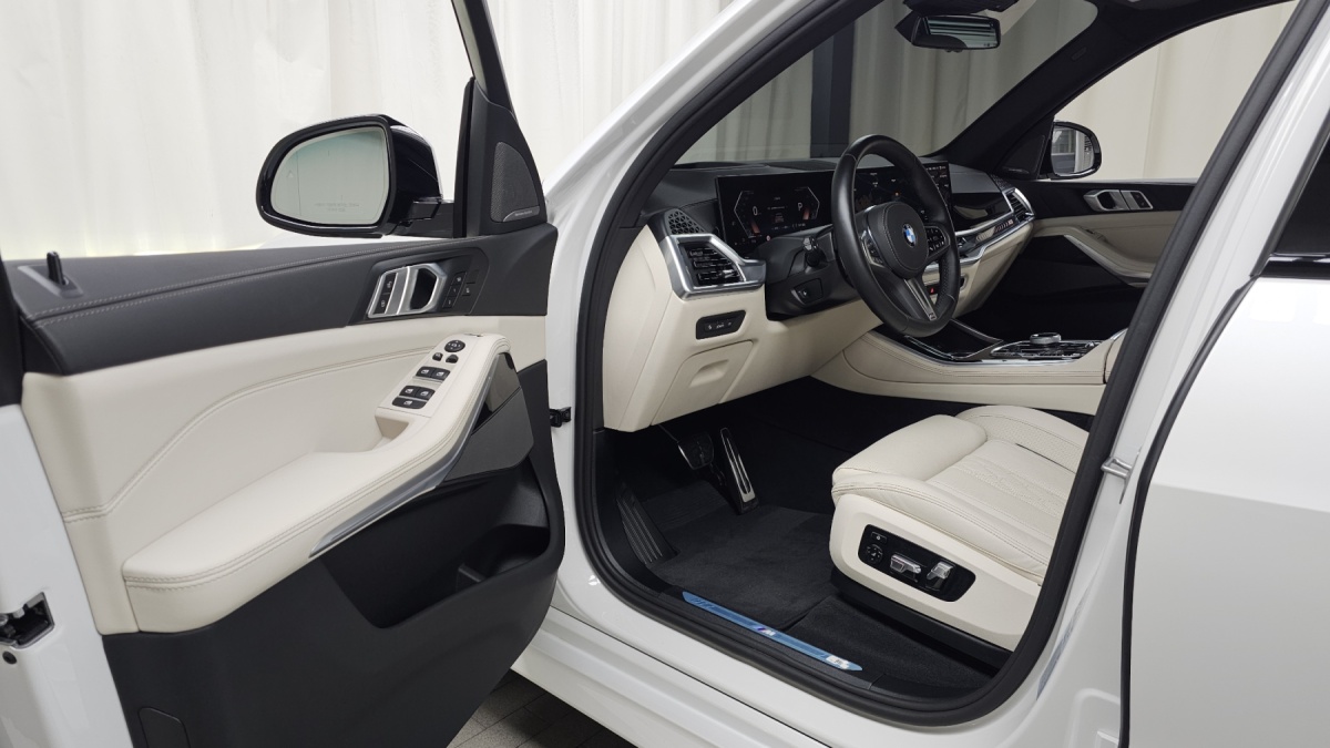 BMW X5, 2025 — фото 10 из 12