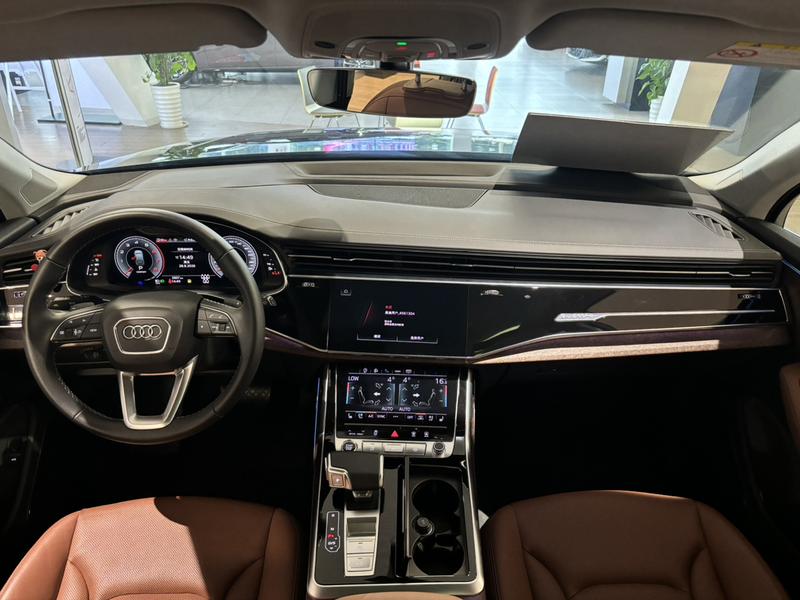 Audi Q7, 2025 — фото 5 из 8