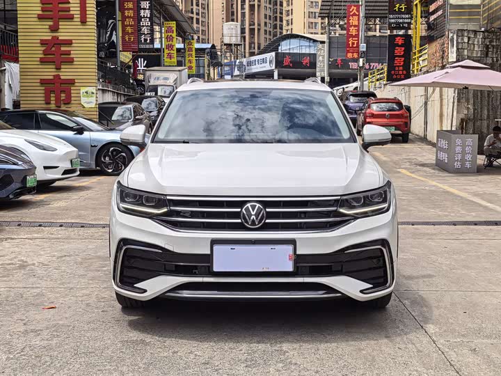 Volkswagen Tiguan L Pro, 2025 — фото 2 из 9