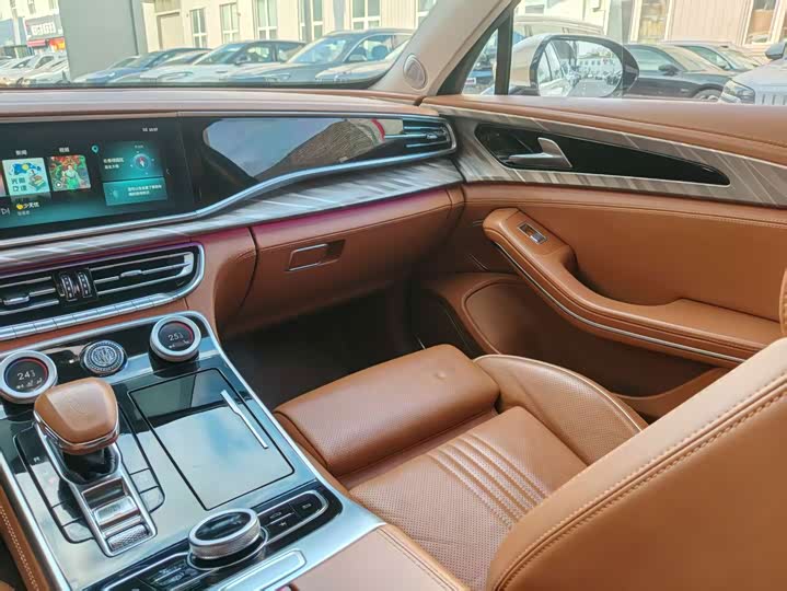 Hongqi H9, 2022 — фото 6 из 9