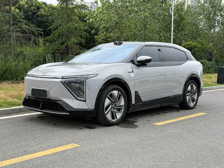 HiPhi Y, 2023 — купить в Брянске под ключ