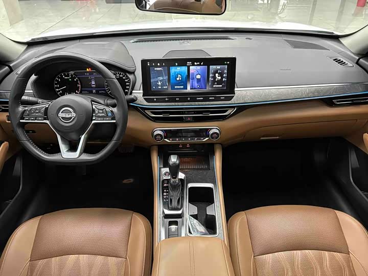Nissan Teana, 2022 — фото 2 из 9