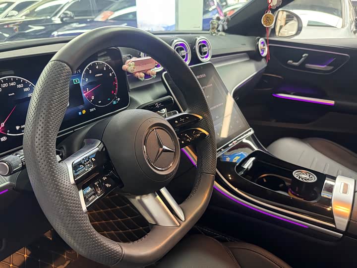 Mercedes-Benz C-Class, 2023 — фото 5 из 9