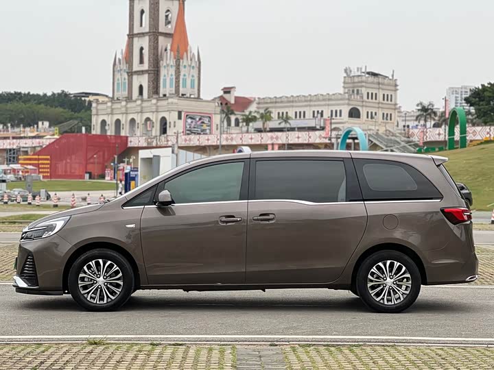 Buick GL8 ES, 2021 — фото 3 из 9