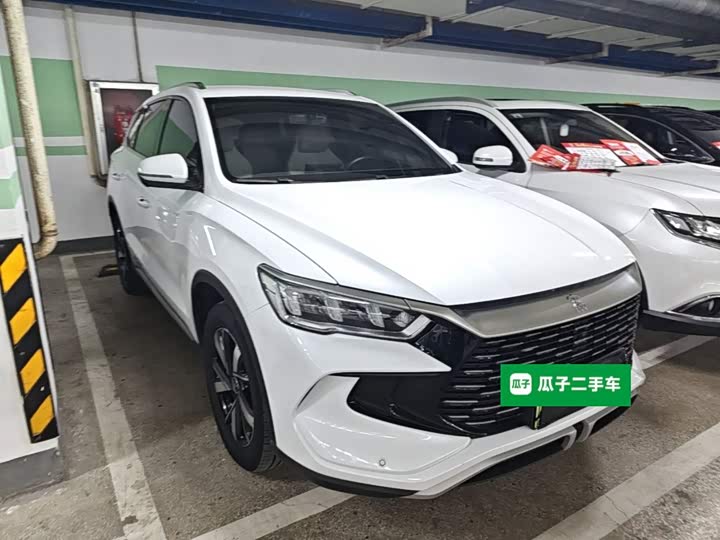 BYD Song Pro Hybrid, 2024 — фото 4 из 9