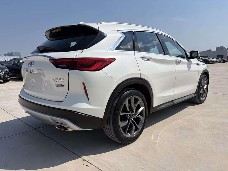 Infiniti QX50, 2022 — фото 7 из 12
