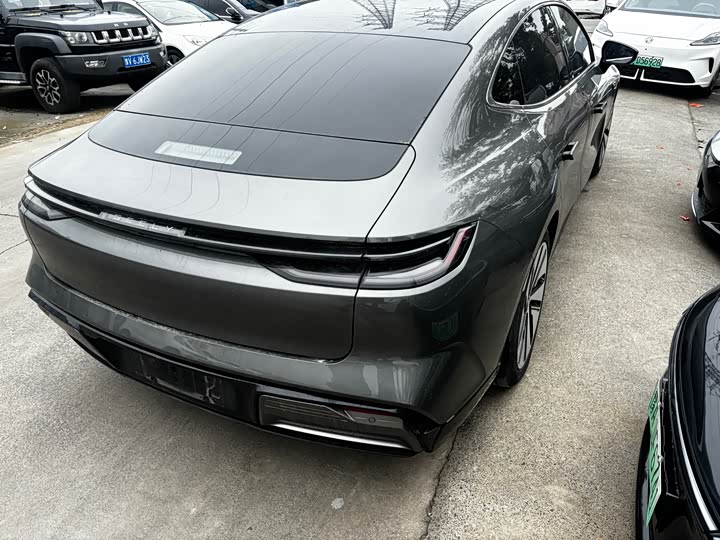 Geely Galaxy E8, 2024 — фото 7 из 9