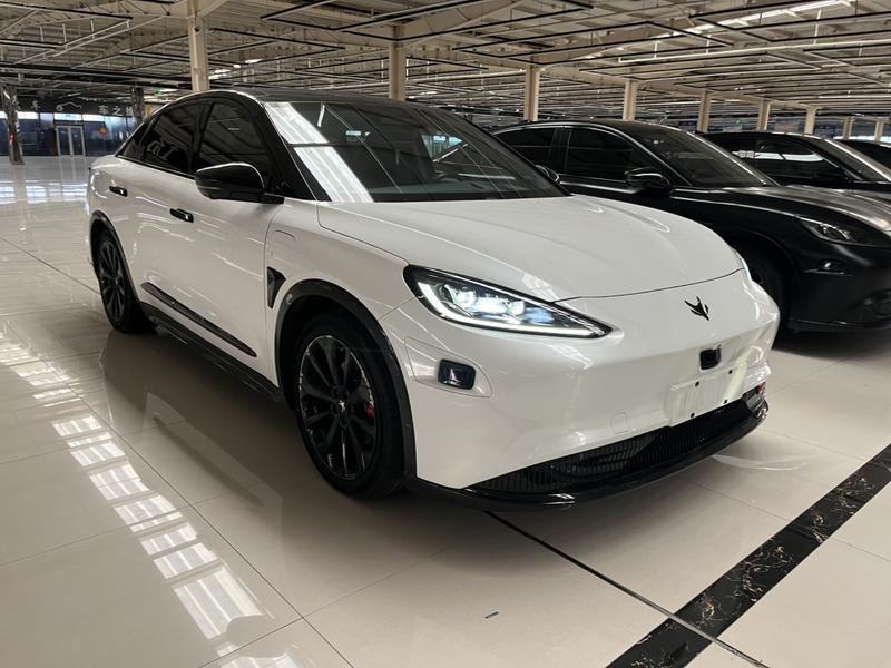 BAIC Arcfox Alpha S, 2023 — фото 2 из 10