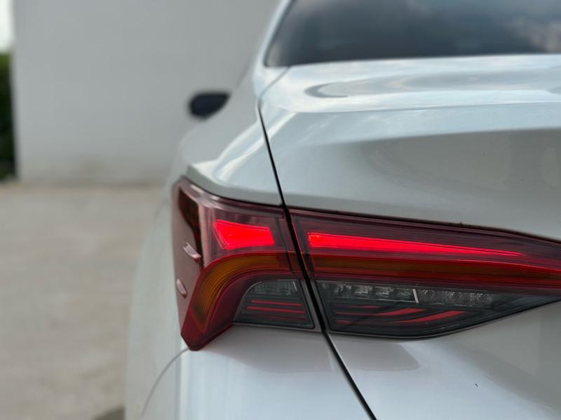 Toyota Avalon, 2023 — фото 8 из 12