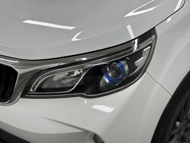 Geely Vision X3, 2021 — фото 9 из 12