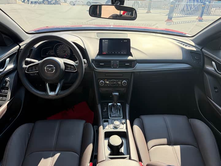 Mazda CX-4, 2023 — фото 5 из 9
