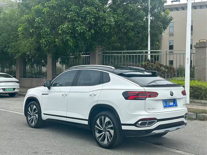 Volkswagen Tayron X, 2022 — фото 9 из 9