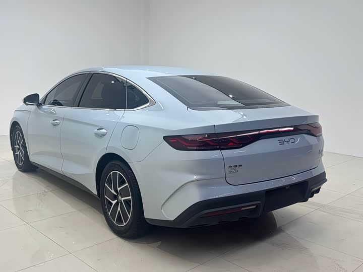 BYD Qin L, 2024 — фото 6 из 9
