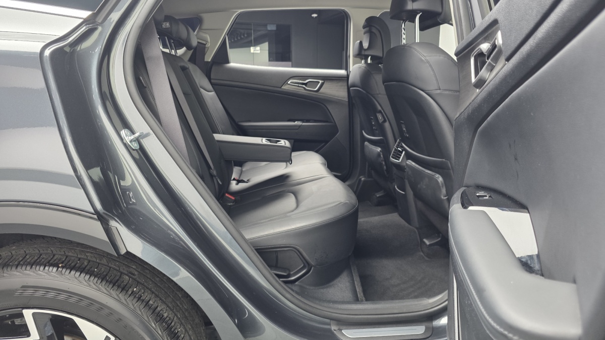 Kia Sportage, 2023 — фото 12 из 12