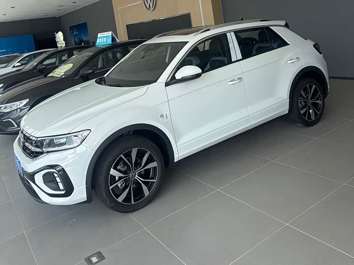Volkswagen T-Roc, 2025 — купить в Самаре под ключ