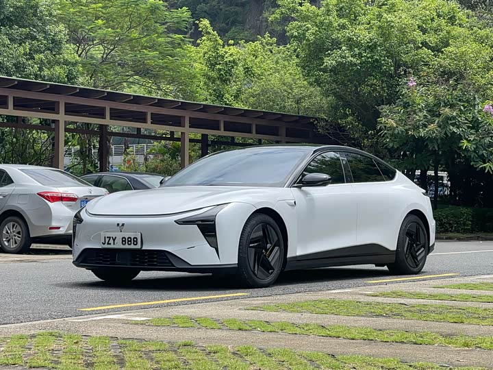 Geely Jiyue 07, 2024 — купить в Саранске под ключ