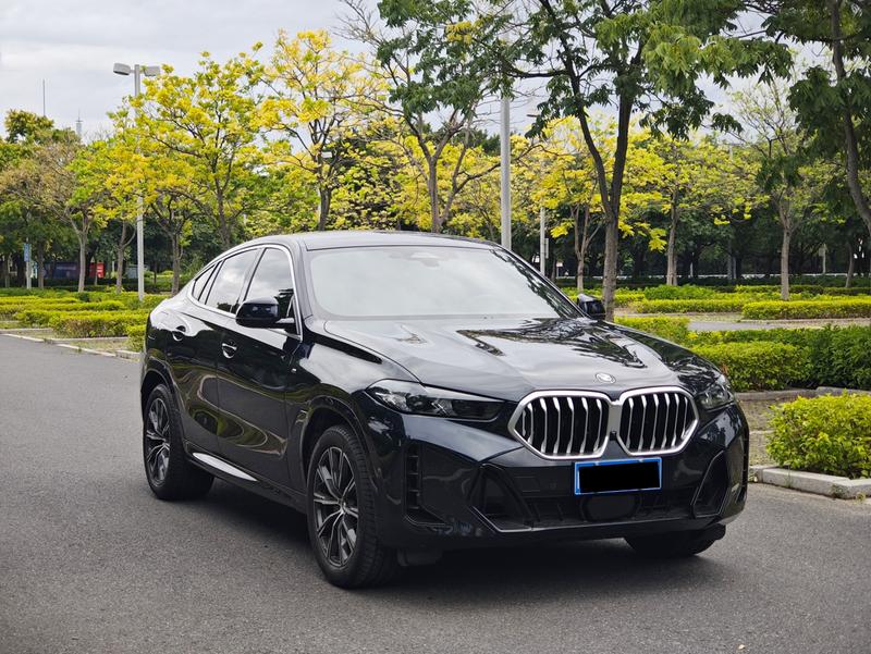 BMW X6, 2024 — фото 3 из 10