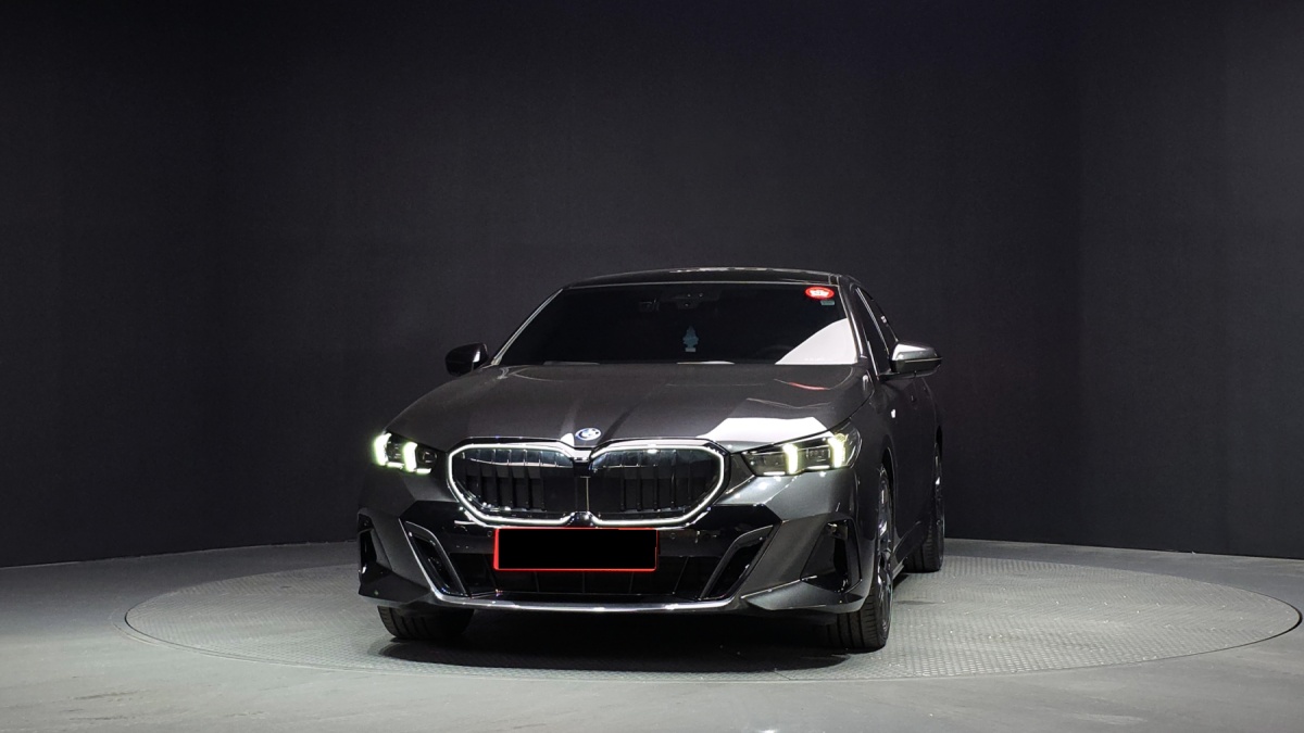 BMW 5 Series, 2024 — фото 3 из 12
