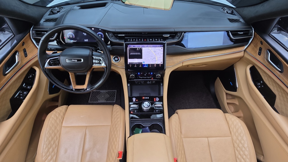 Jeep Cherokee, 2023 — фото 6 из 12