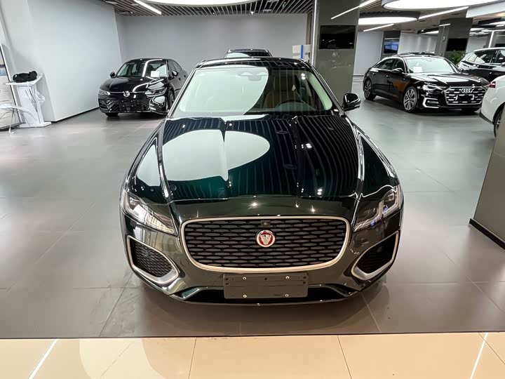 Jaguar XF L, 2026 — фото 2 из 9