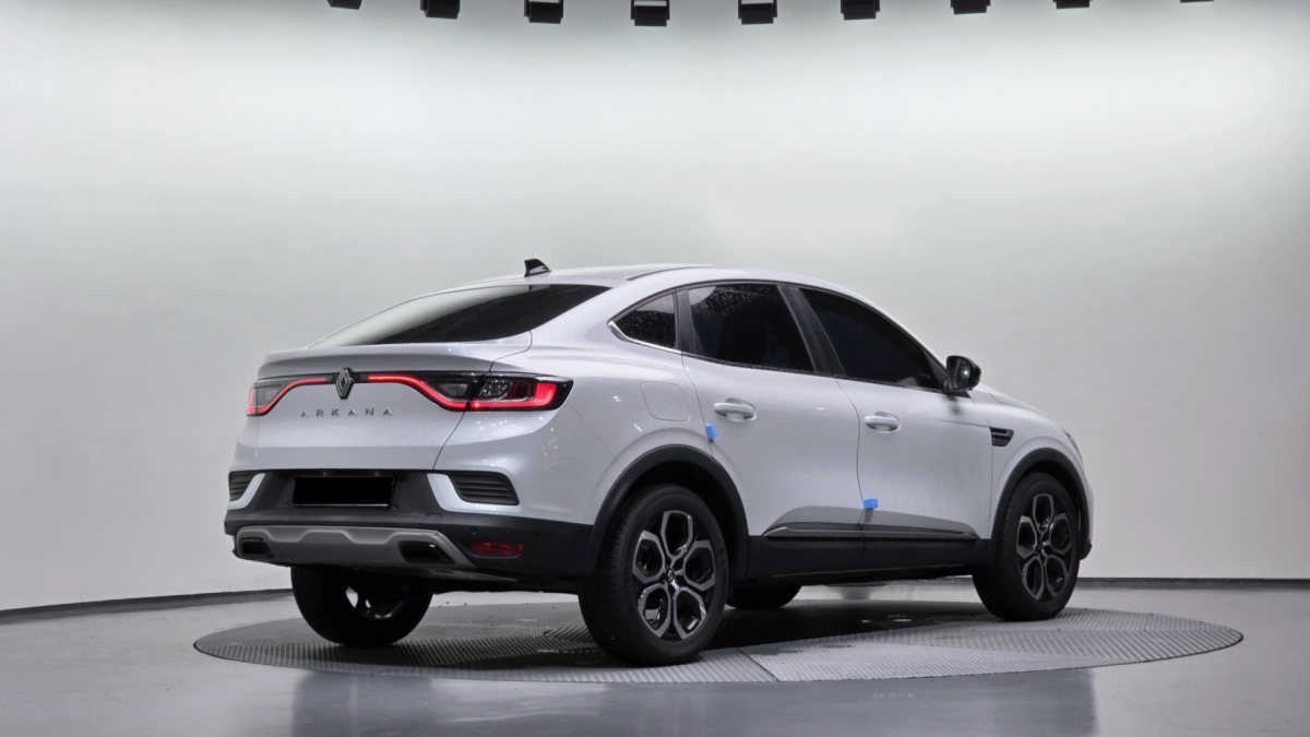 Renault Arkana, 2025 — фото 2 из 12