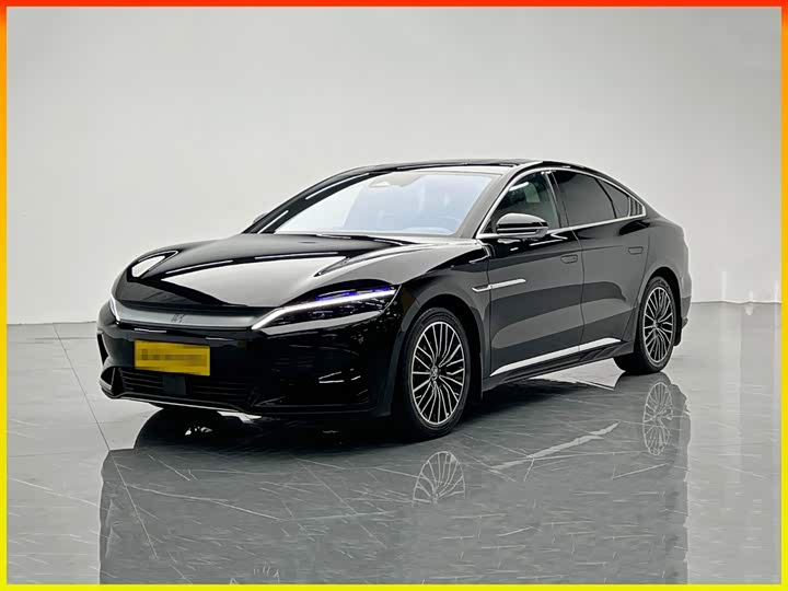 BYD Han, 2022 — купить в Москве под ключ