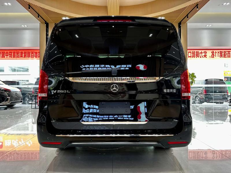 Mercedes-Benz V-Class, 2022 — фото 4 из 12