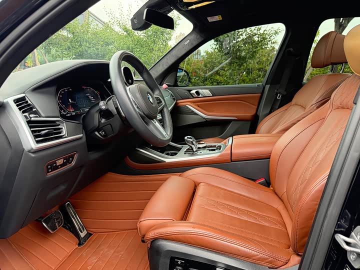 BMW X7, 2022 — фото 8 из 9