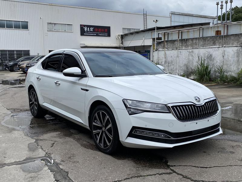 Skoda Superb, 2022 — фото 3 из 12