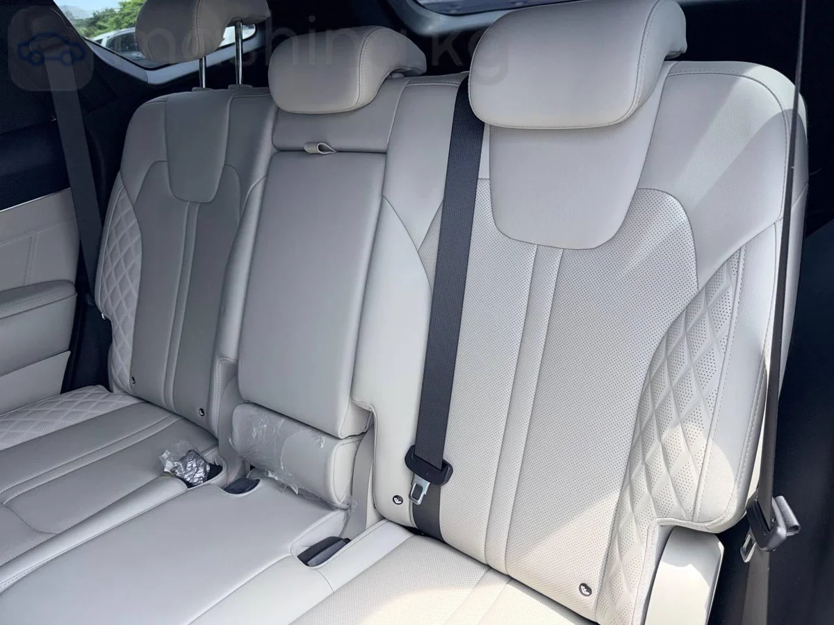Kia Sorento, 2021 — фото 9 из 12