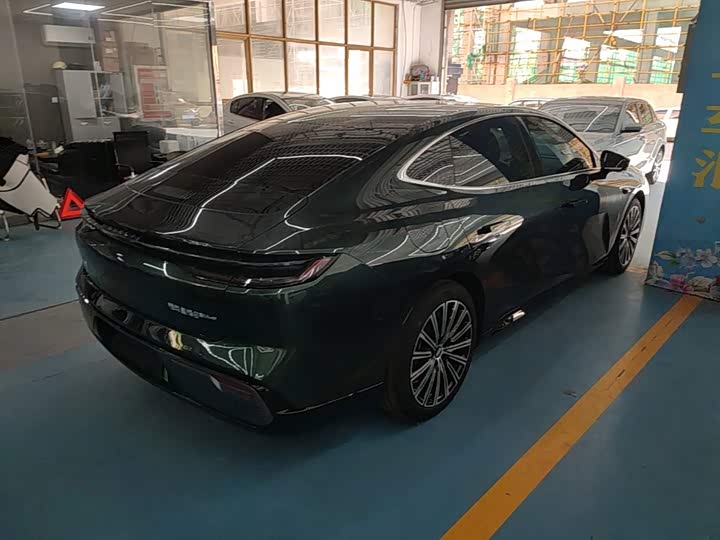 Geely Galaxy Starshine 8 EM-i, 2025 — фото 7 из 9