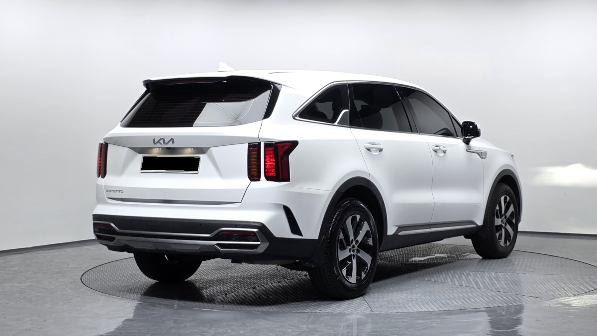 Kia Sorento, 2022 — фото 2 из 12
