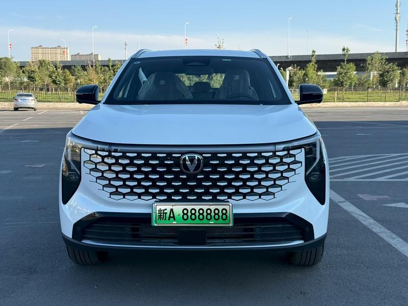 Changan CS55 Plus Hybrid, 2026 — фото 2 из 9