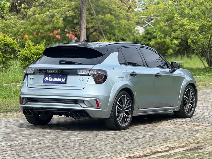 Lynk & Co 02 Hatchback, 2022 — фото 6 из 9
