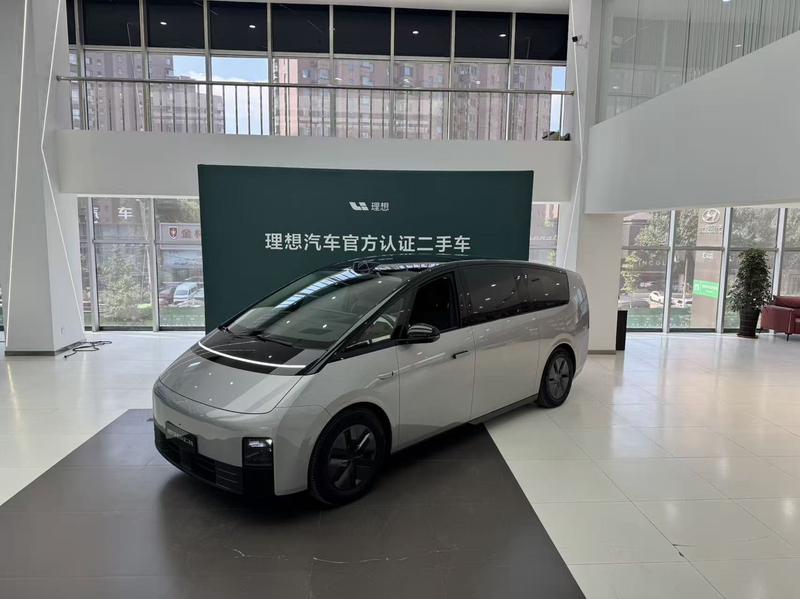 LiXiang Mega, 2023 — купить в Иванове под ключ
