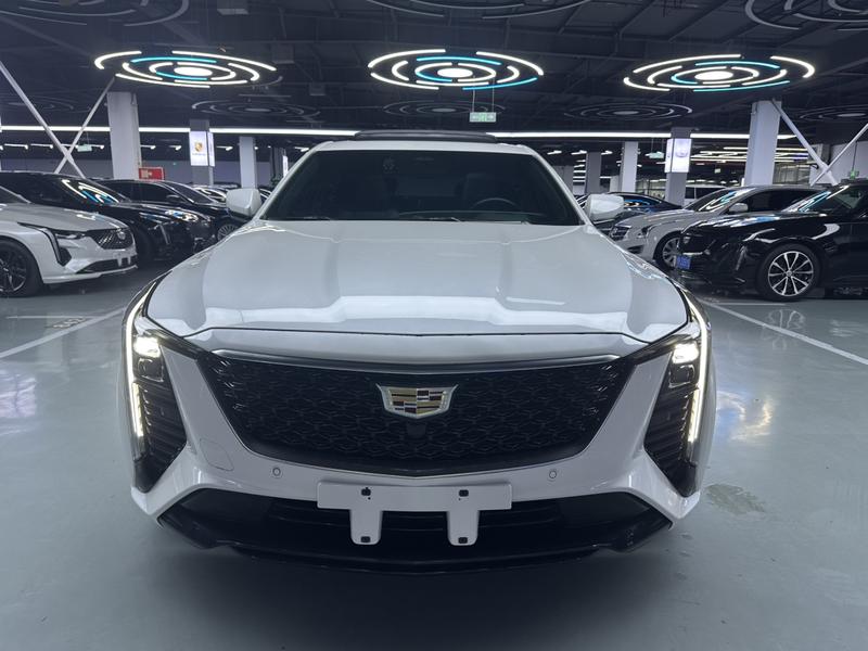 Cadillac CT5, 2023 — фото 2 из 12