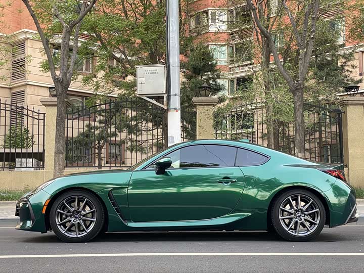 Subaru BRZ, 2023 — фото 4 из 9