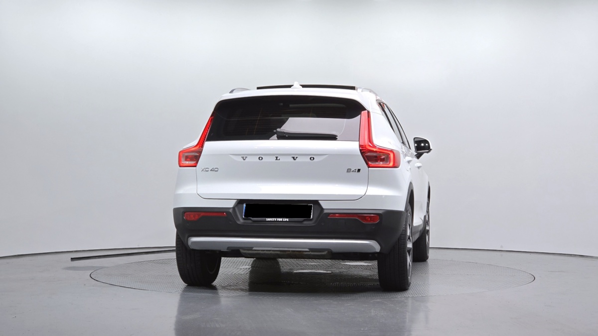 Volvo XC40, 2024 — фото 4 из 12