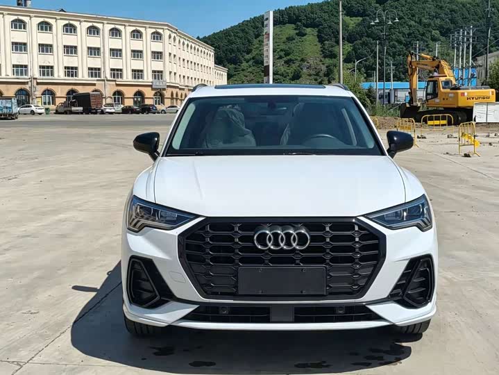 Audi Q3, 2023 — фото 3 из 9