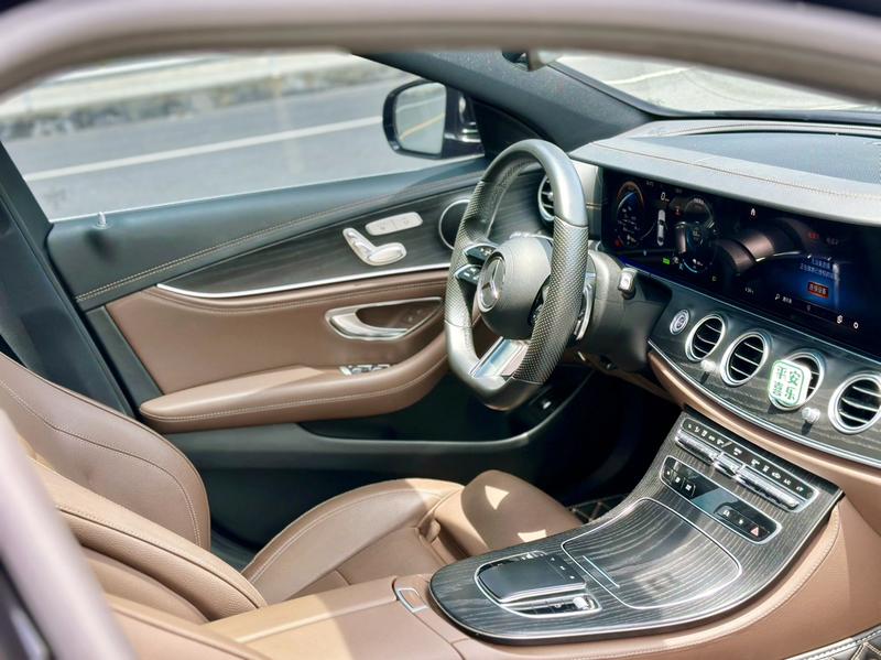 Mercedes-Benz E-Class Hybrid, 2021 — фото 10 из 12