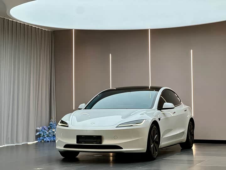 Tesla Model 3, 2023 — купить в Твери под ключ