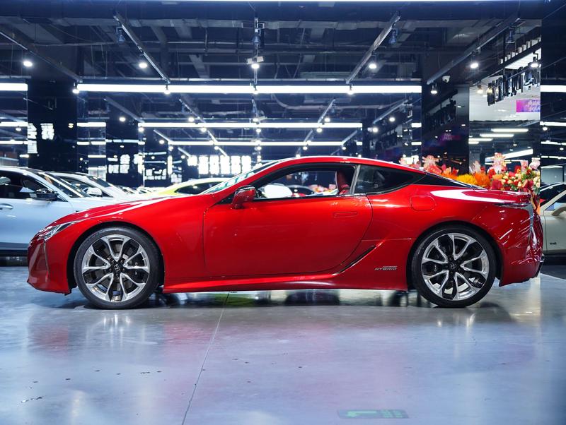 Lexus LC, 2021 — фото 2 из 12