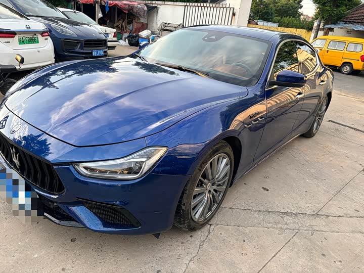 Maserati Ghibli, 2023 — купить в Самаре под ключ